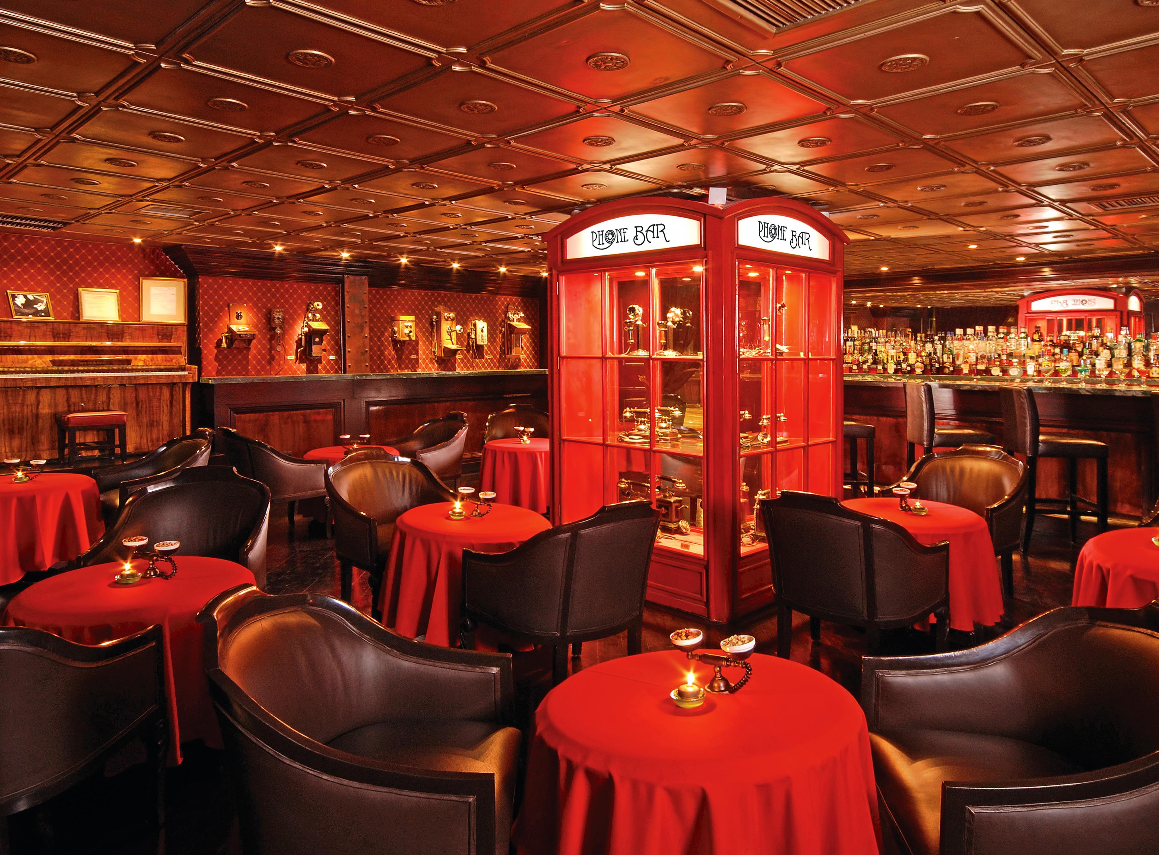 Hotel Geneve Cd De Mexico Εξωτερικό φωτογραφία The interior of the bar