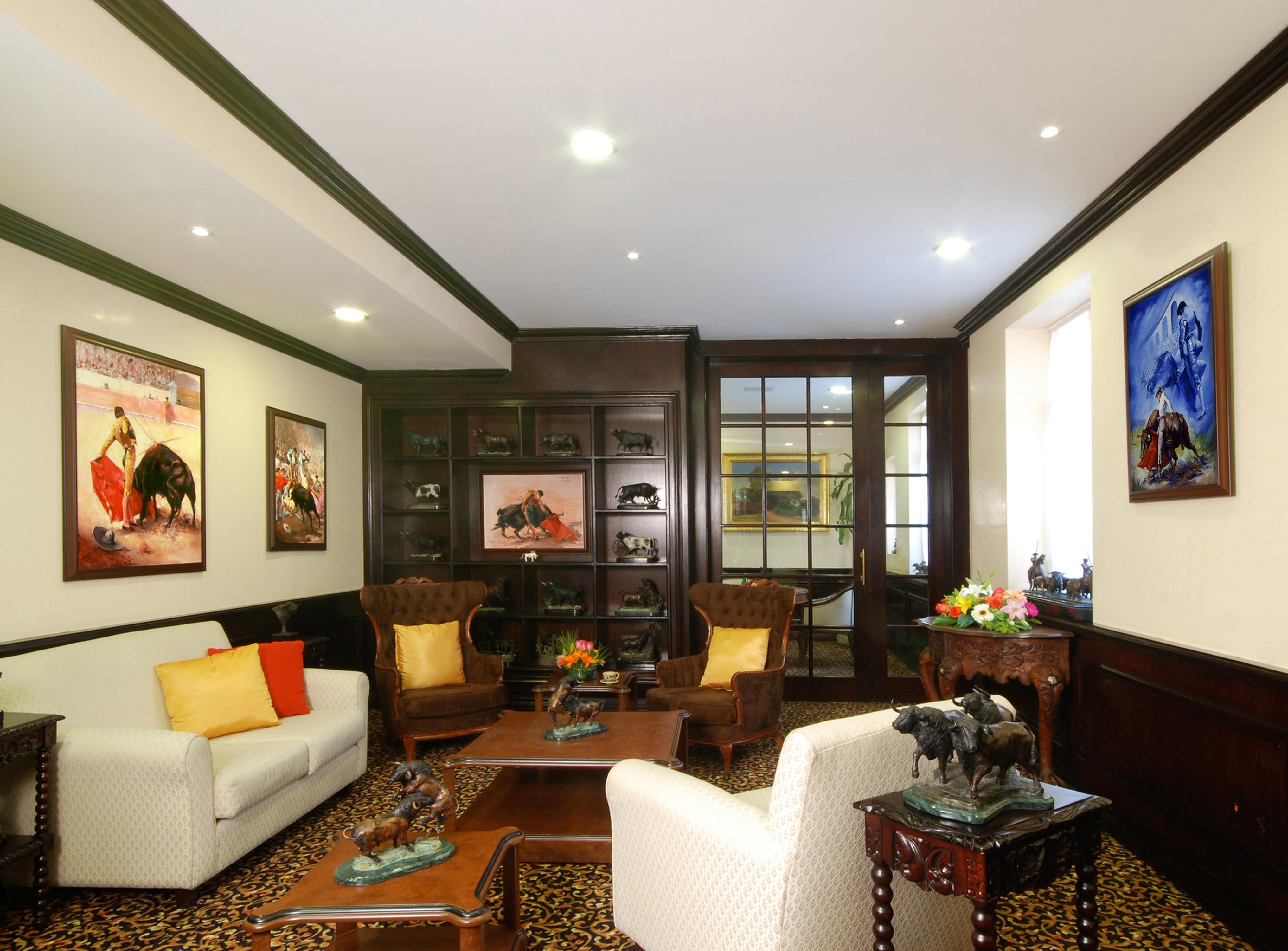 Hotel Geneve Cd De Mexico Εξωτερικό φωτογραφία The living room of the Governor's Suite