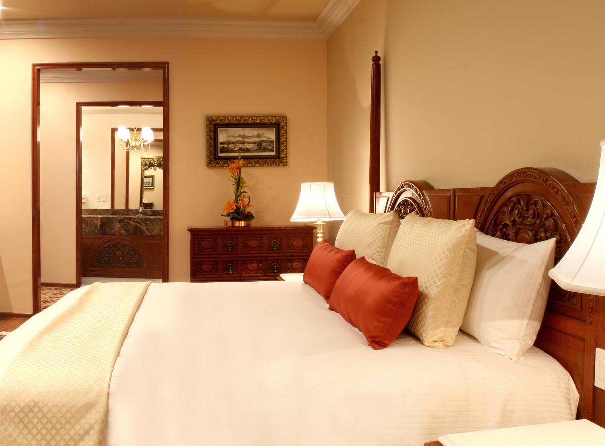 Hotel Geneve Cd De Mexico Εξωτερικό φωτογραφία A bedroom at the Taj Bengal